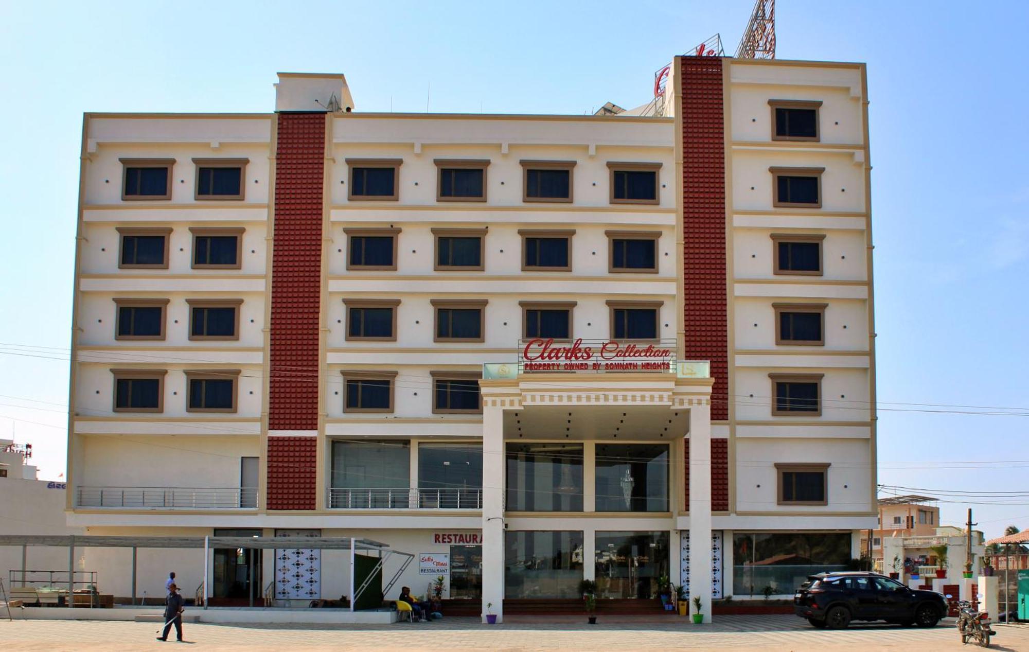 Clarks Collection Somnath Hotel Exterior foto